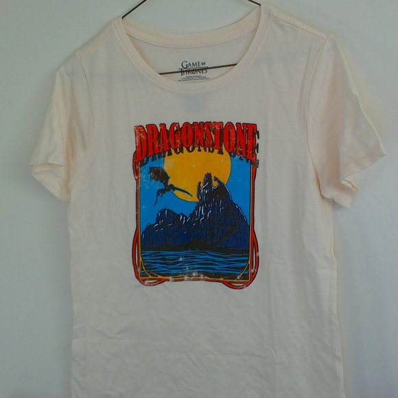Game of Thrones Other - NWOT   Game of Thrones tee/Dragonstone distressed tee M